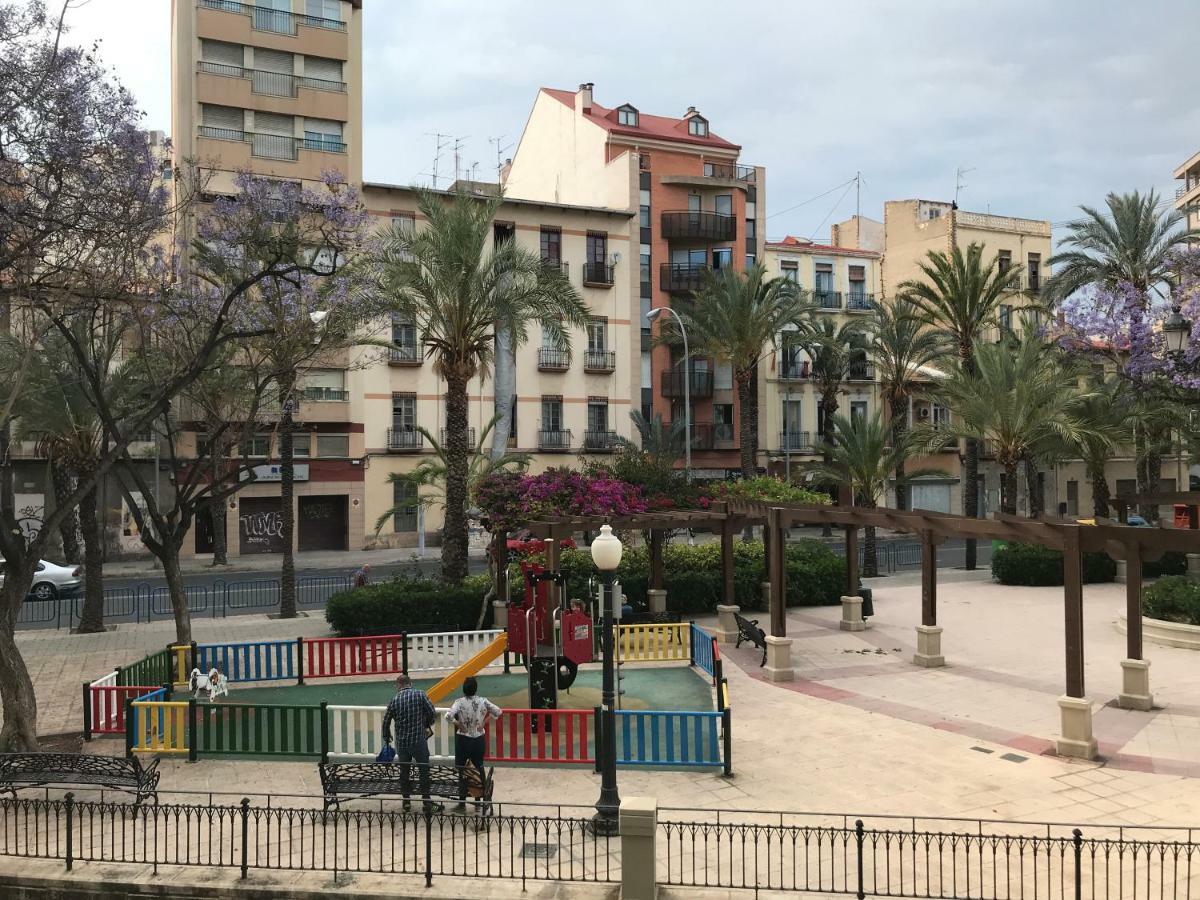 La Casa De Los Espejos Alicante Zewnętrze zdjęcie