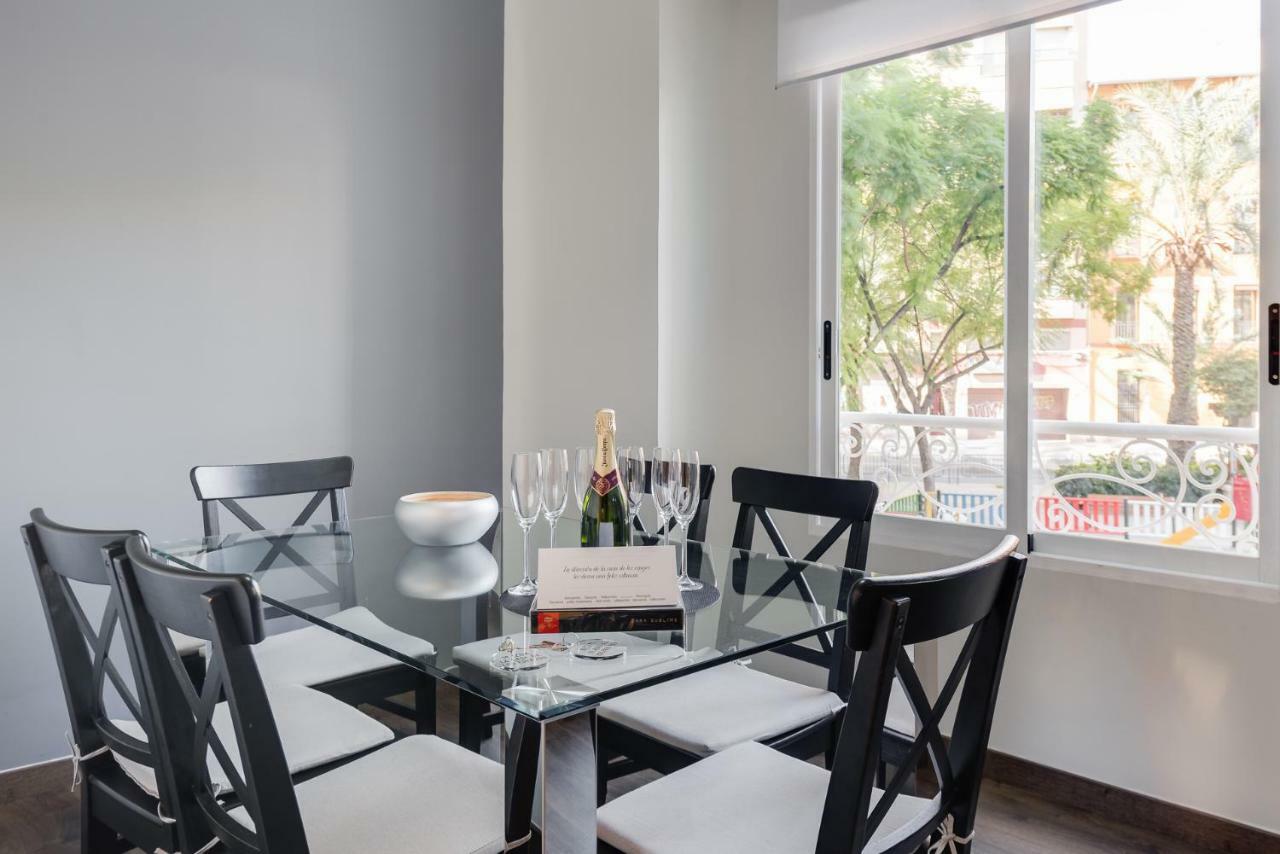 La Casa De Los Espejos Alicante Zewnętrze zdjęcie